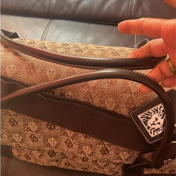 Large Anne Klein Tote/Carpetbag.